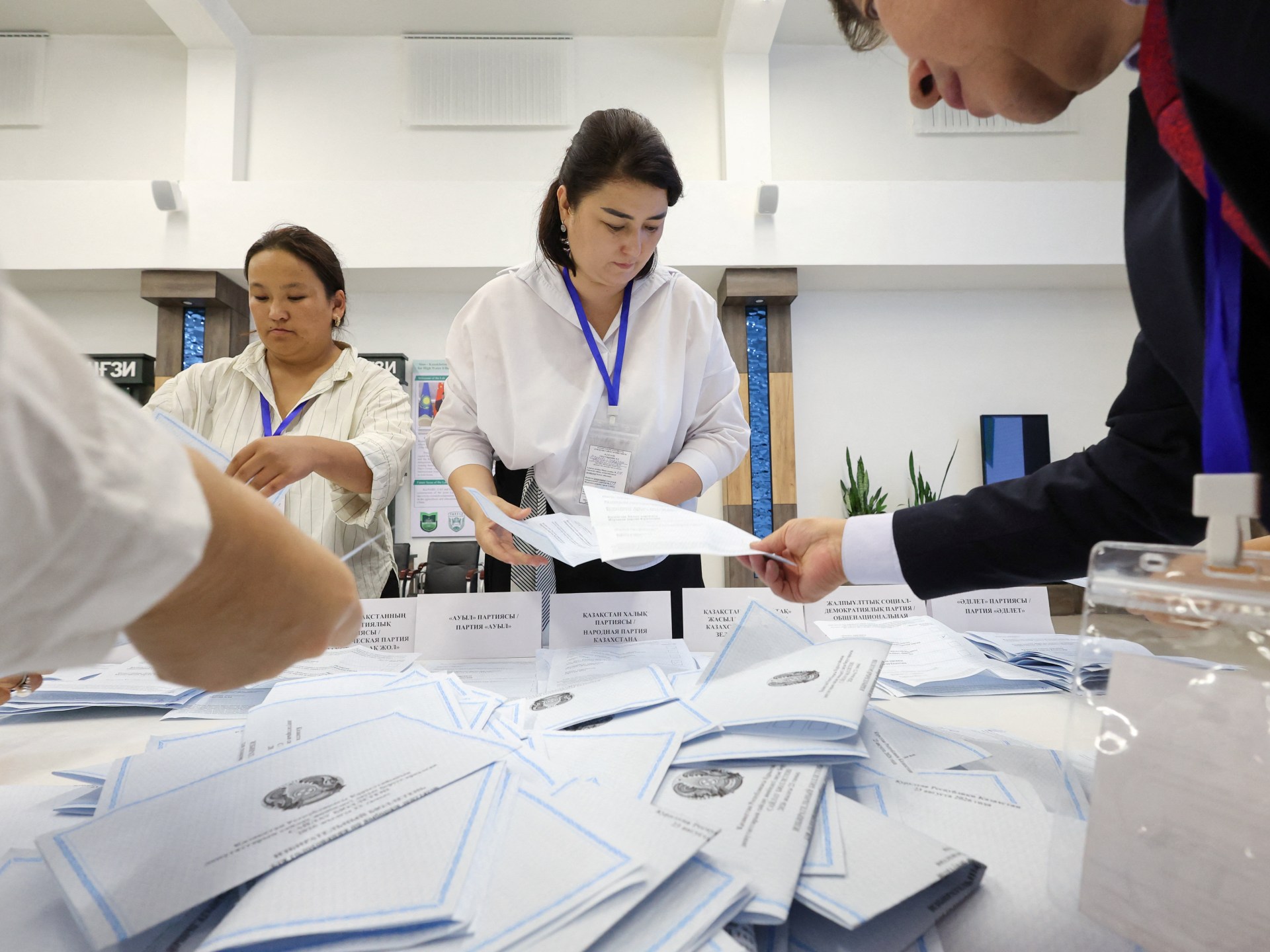 Kazakhstan's New Pro-Government Party Secures Parliamentary Election Victory