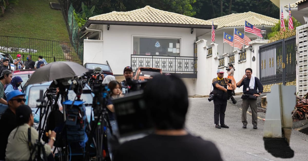 Balai Polis Bergerak Didirikan Berhampiran Kediaman Najib