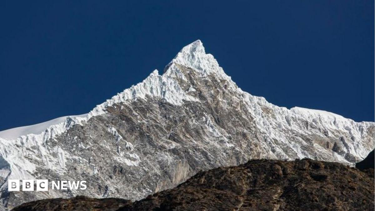 Glacier collapse blamed for deadly Nepal-Tibet flooding disaster