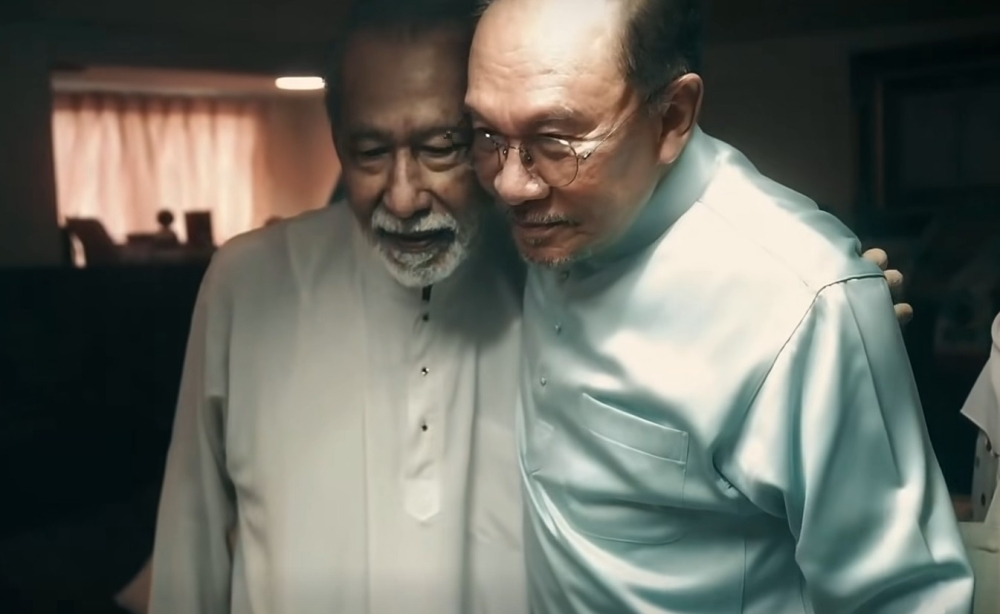 Anwar Berduka Atas Kematian Abang Idrus Semasa di China