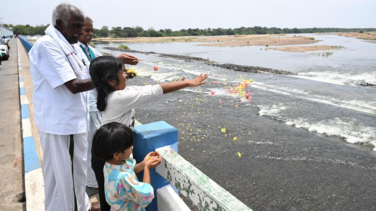 Mettur dam water reaches Mukkombu; irrigation distribution set for September 6