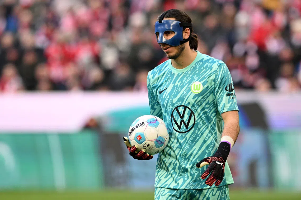Juventus goalkeeper Grabara sidelined after ACL surgery