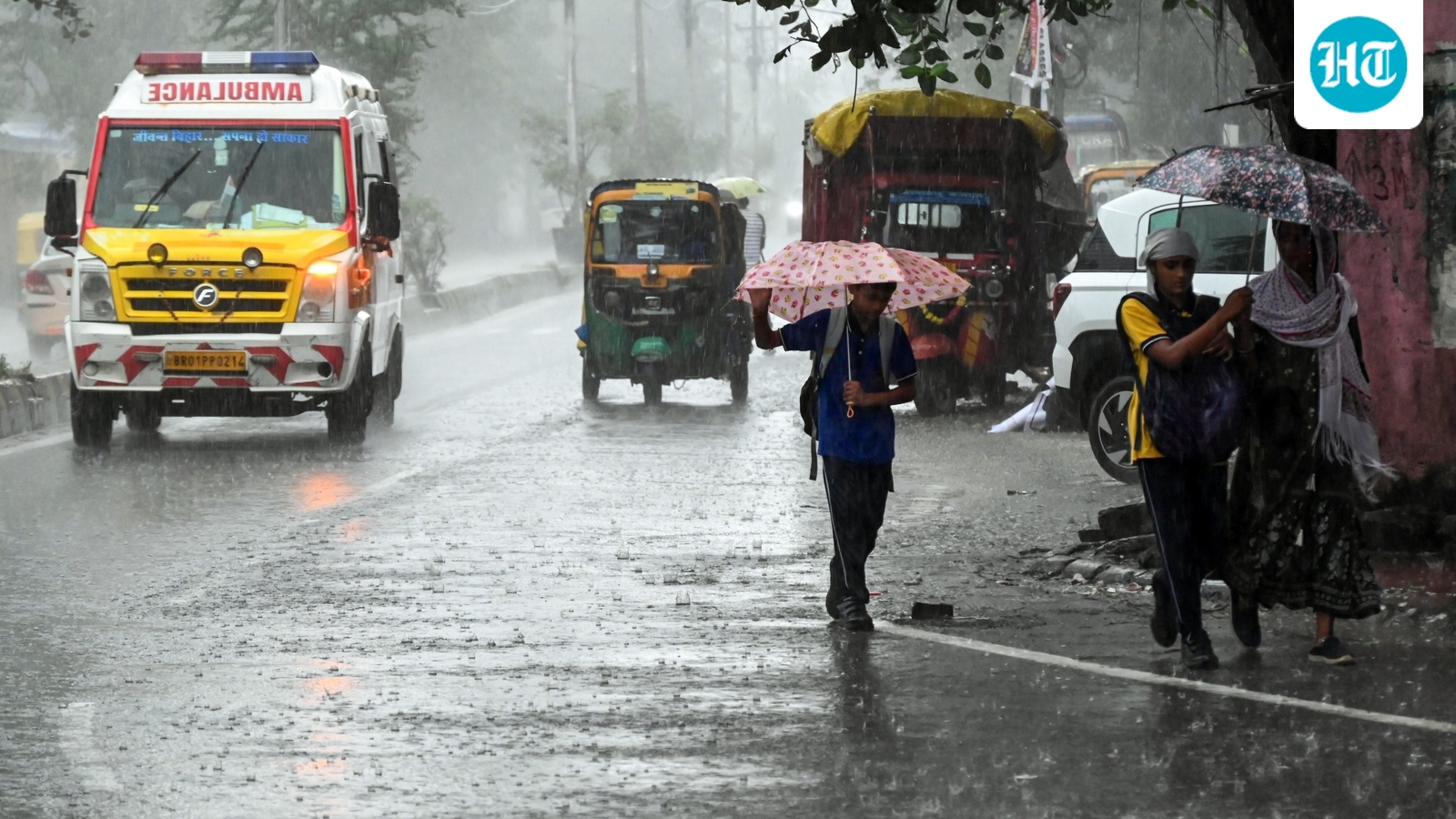 चक्रवात अर्नब: आंध्र प्रदेश से यूपी तक, मौसम विभाग ने दी चेतावनी