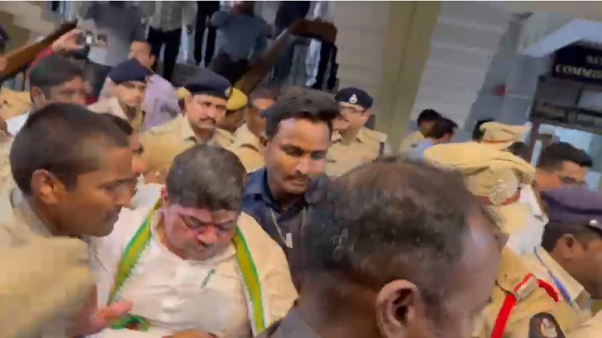 तेलंगाना कांग्रेस का आरोप: दिल्ली प्रदर्शन के लिए ट्रेनें आवंटित नहीं