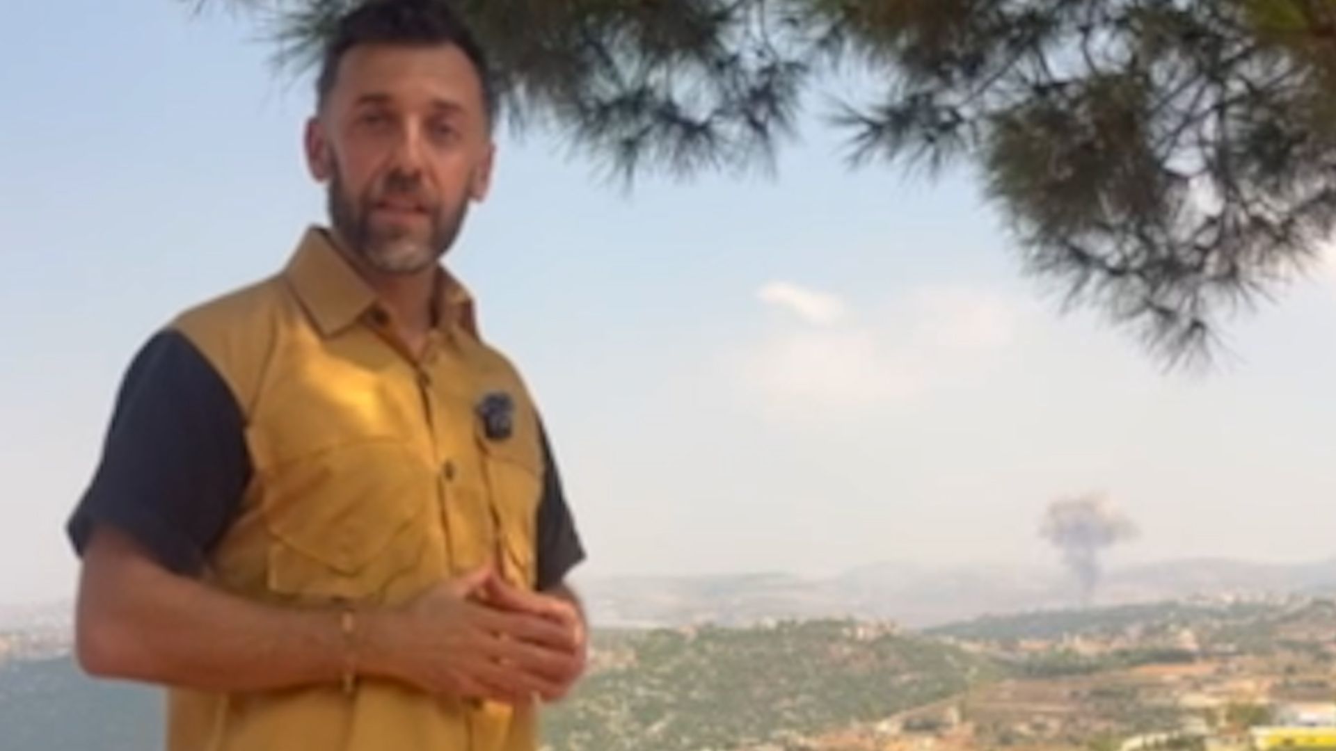 Journalist narrowly escapes Israeli strike in southern Lebanon