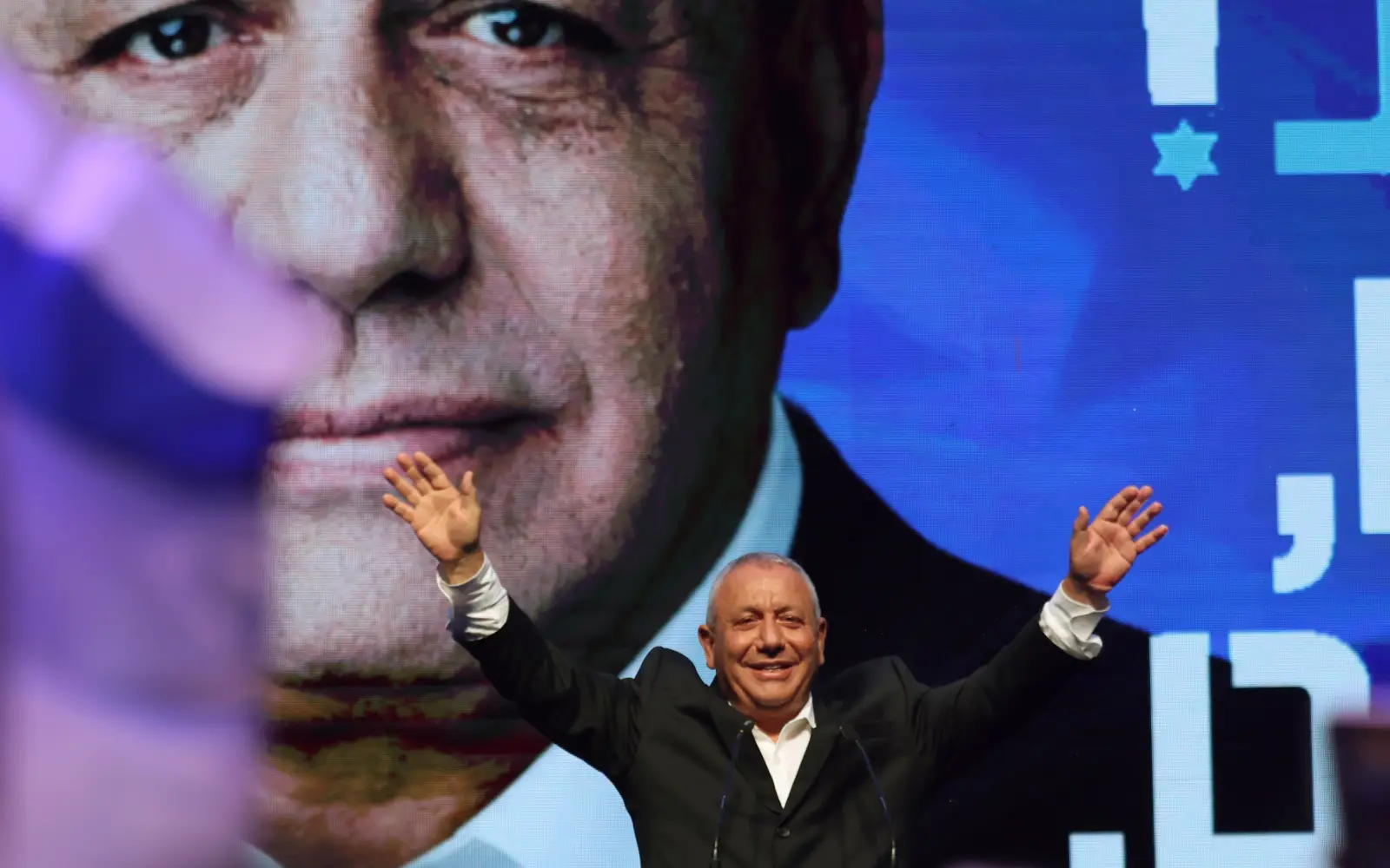 Eisenkot janji kesatuan sambil Netanyahu tuduh lembut soal Iran