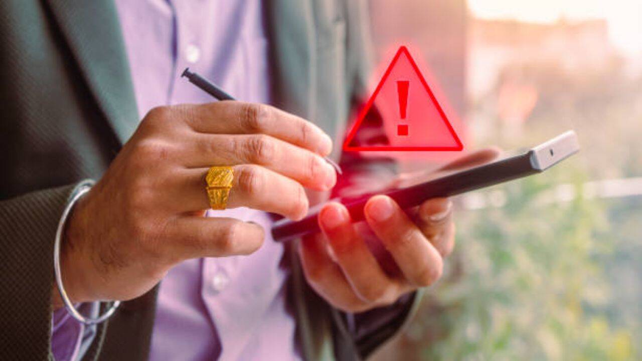 Swift intervention saves Florida man from $300,000 scam