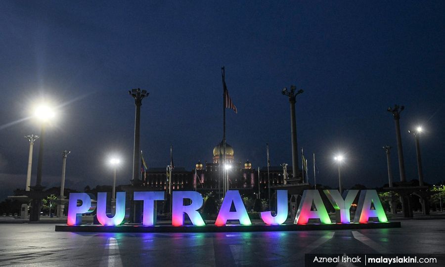PMO Nafikan Surat Projek Lebuhraya Utara-Selatan; Menteri Kritik Lawak Pemimpin Umno