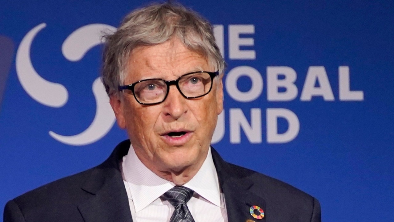 Bill Gates calls for strict AI regulation framework similar to cars, drugs