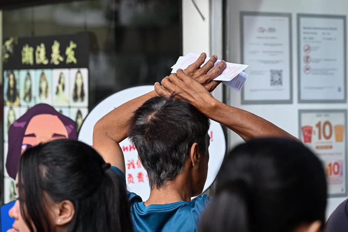 Singapore sees sharp rise in gambling exclusions for foreign workers