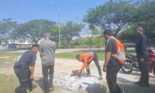 Polis Siasat Kes Kitab Suci Terbakar di Padang