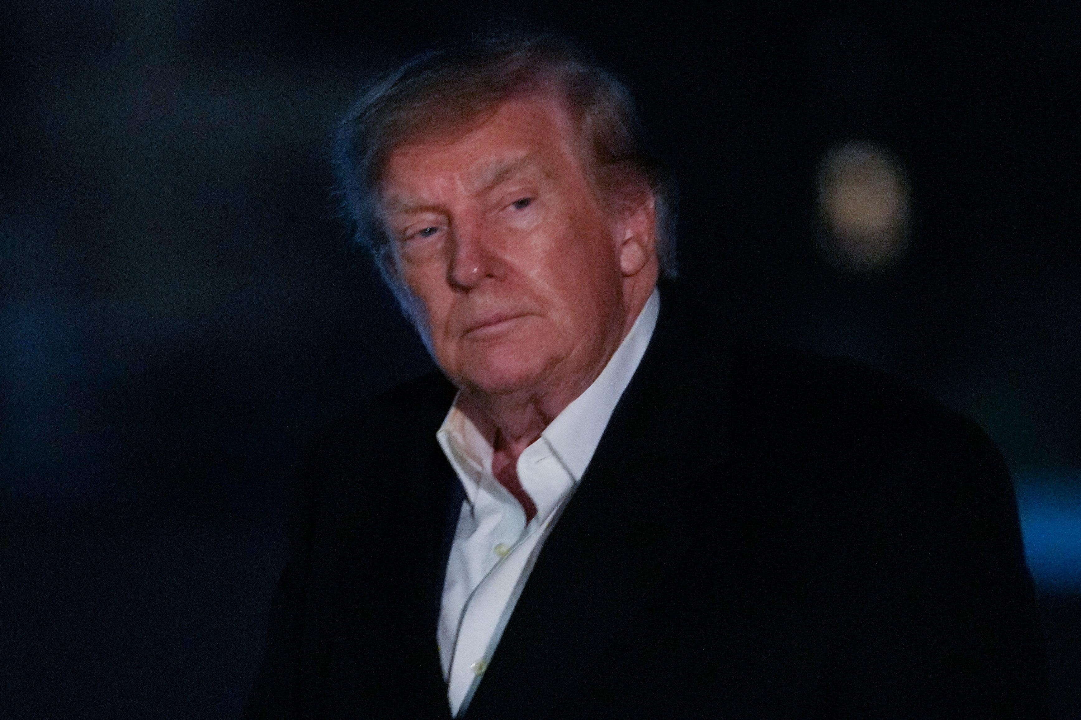 Trump administration sends conflicting signals on Ukraine Starshield satellite curbs