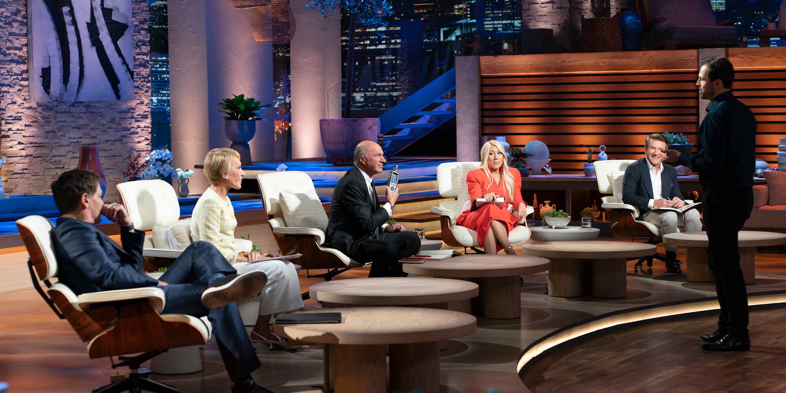 Japan Should Revive Homegrown Version of 'Shark Tank' Format