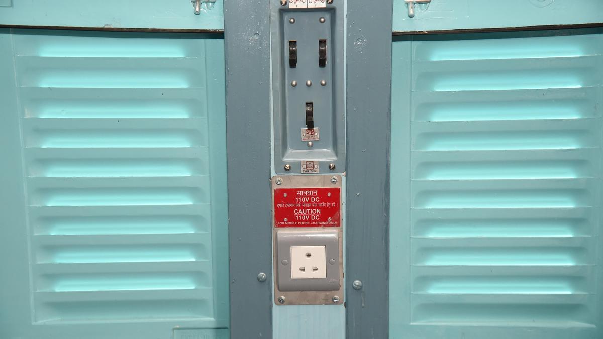 Indian Railways to enforce strict overnight mobile charging ban on trains