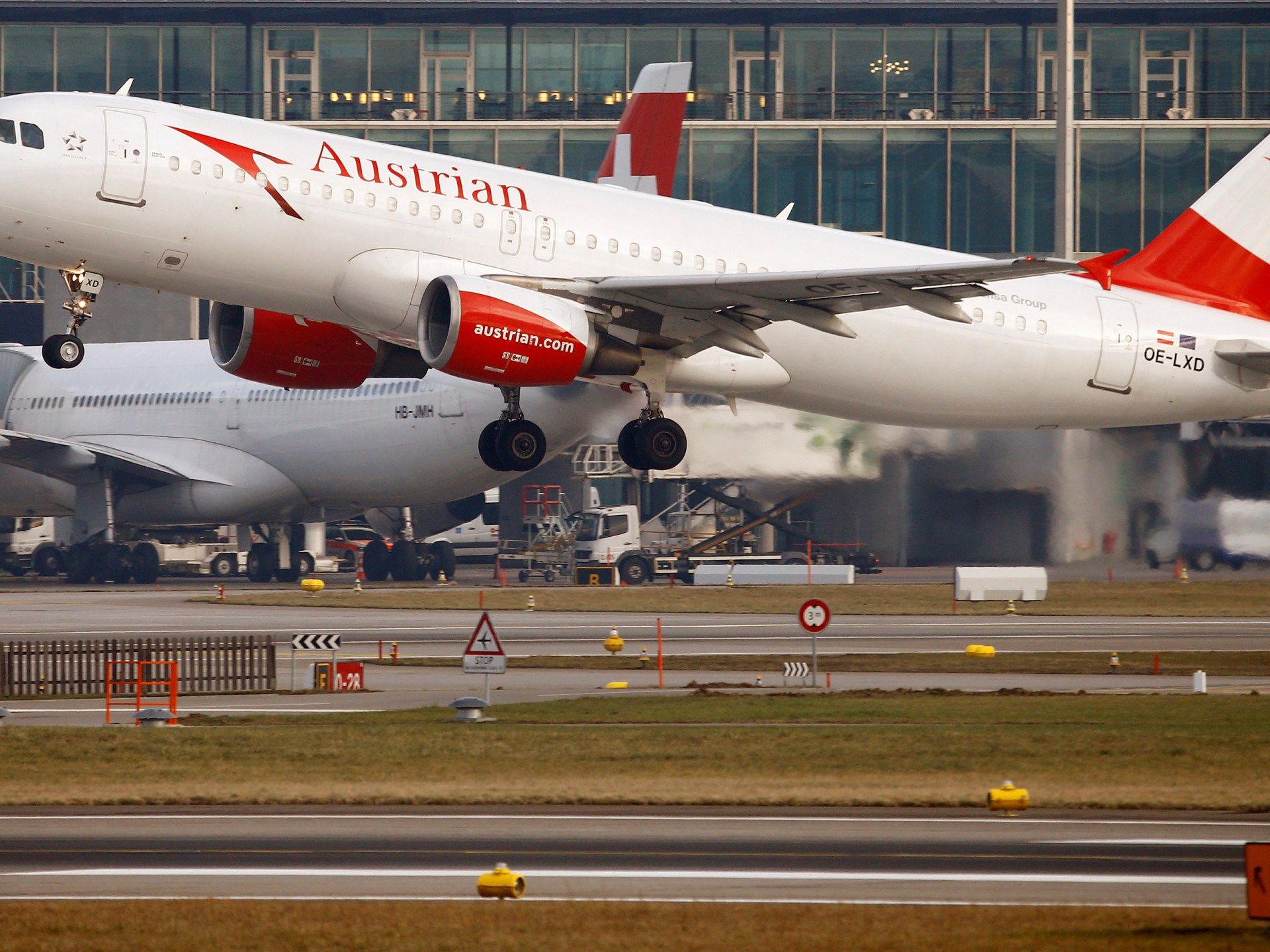 Austrian Airlines flight diverts to Sofia after bomb threat