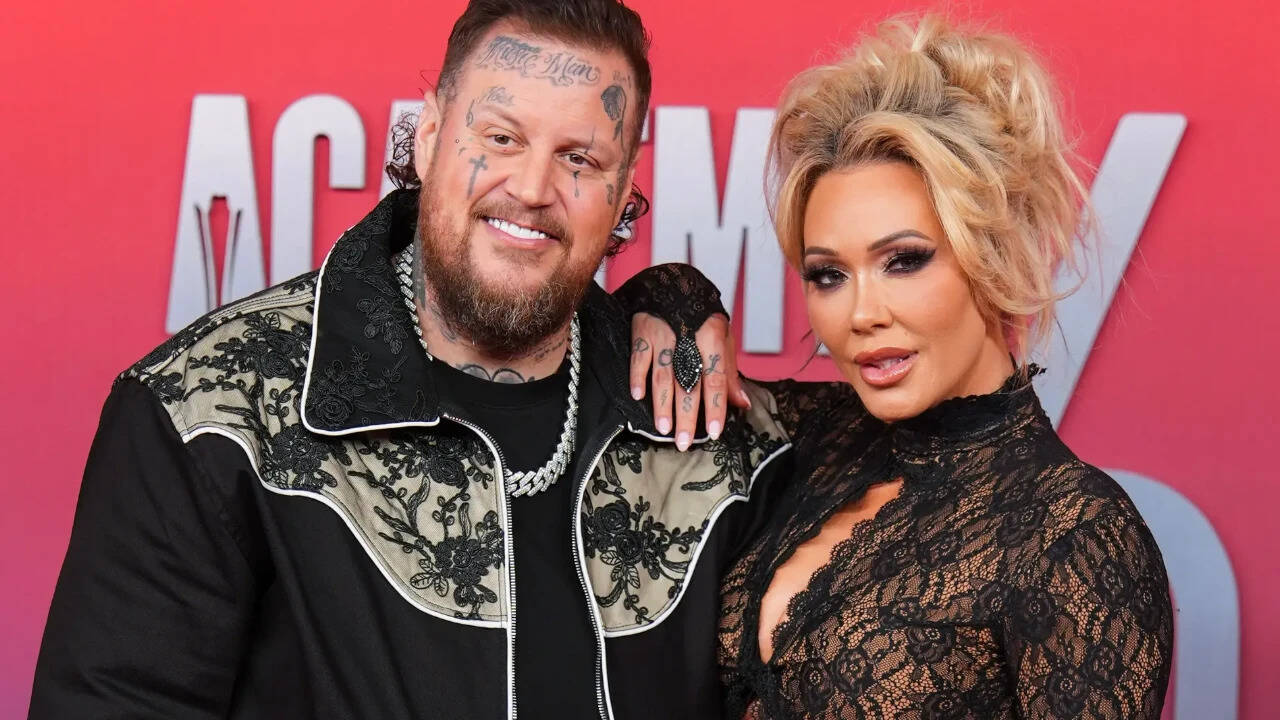 Country singer Jelly Roll lists $7M Tennessee mansion following divorce