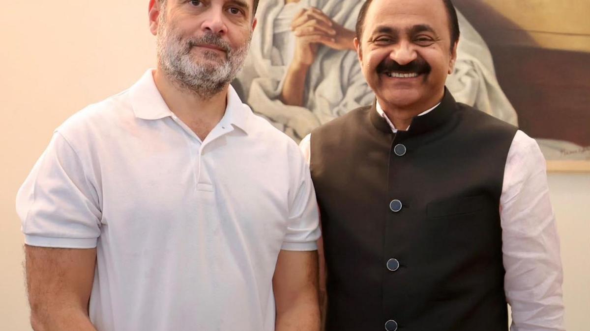 Kerala CM's Gandhi meeting fuels speculation over party presidency change