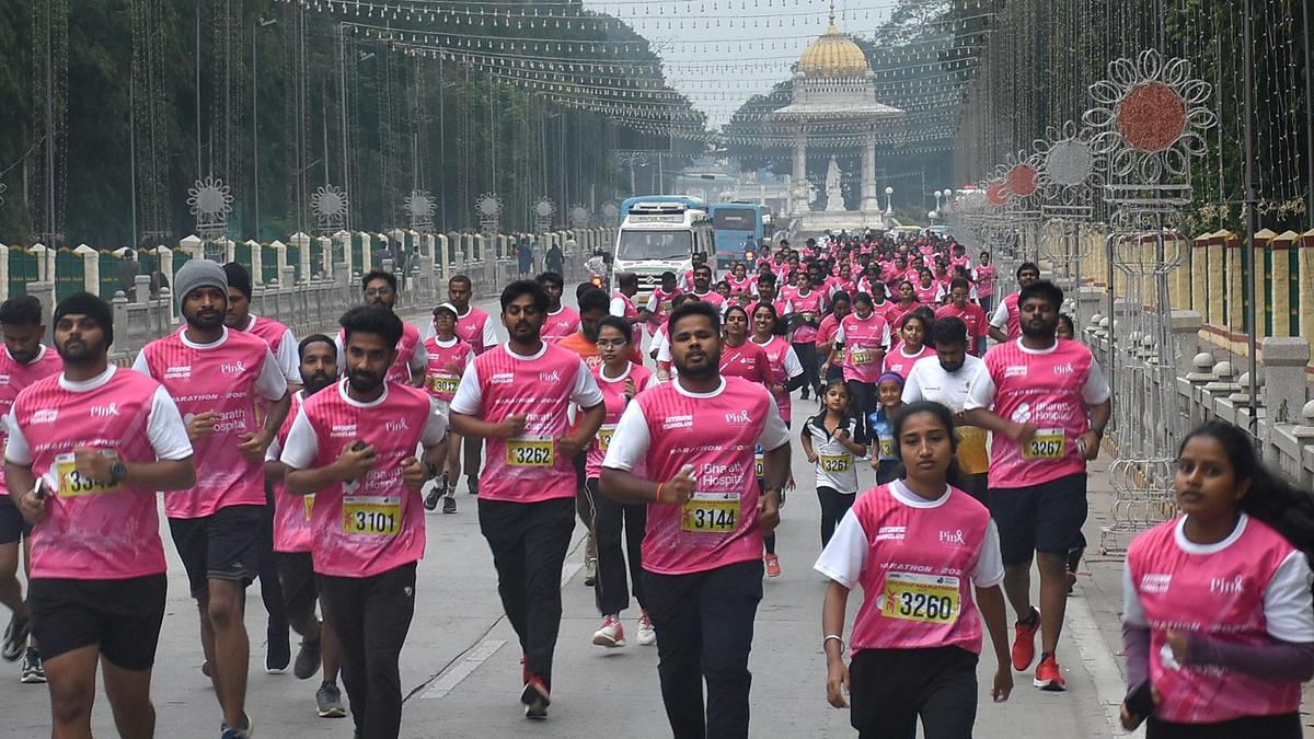 मैसूर में 'पिंक प्रॉमिस रन' को मिला जबरदस्त समर्थन, स्तन कैंसर जागरूकता बढ़ी