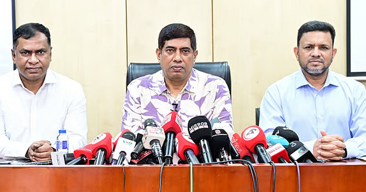 Criminal Syndicate Targets Specialists' Information for Extortion Racket