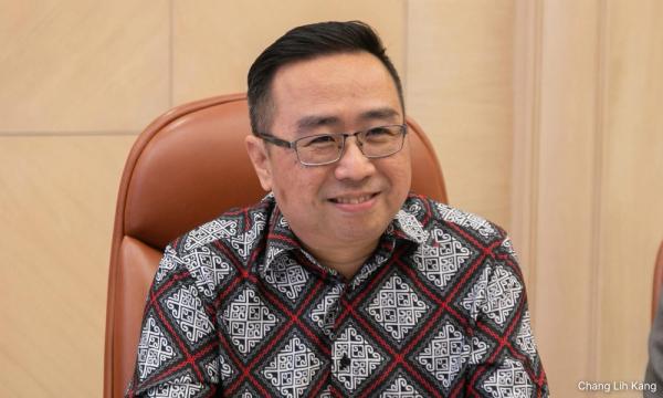 Tiada pertembungan antara Harapan dan Umno, kata naib presiden PKR