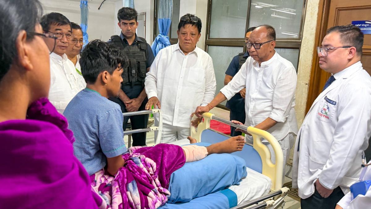 Manipur CM pledges support for kin of three killed in Kangpokpi shooting