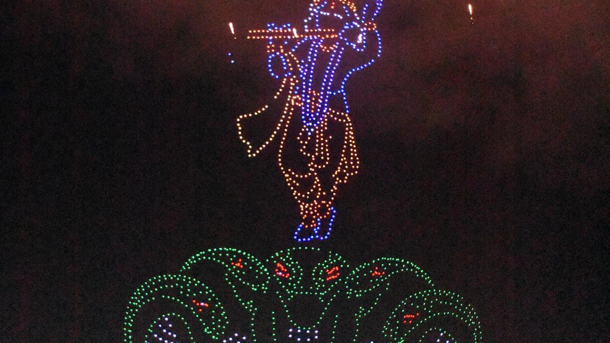 Mysuru Dasara gets global spotlight with record drone show, new illumination