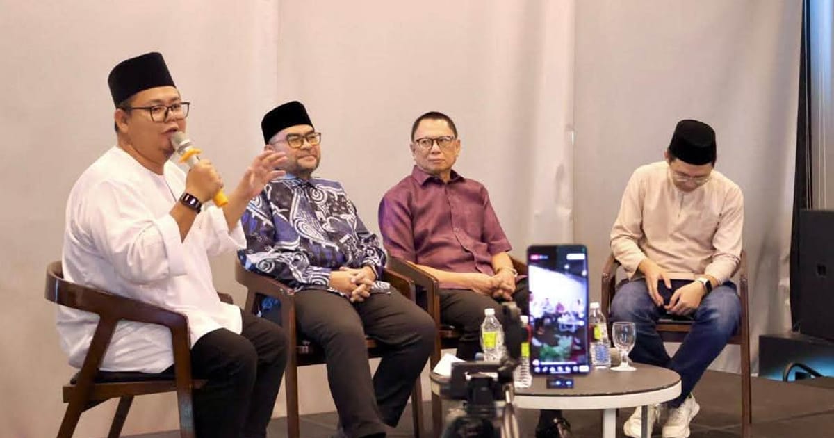 Desakan siasatan semula Tabung Haji 'sekadar permainan politik', kata Puad