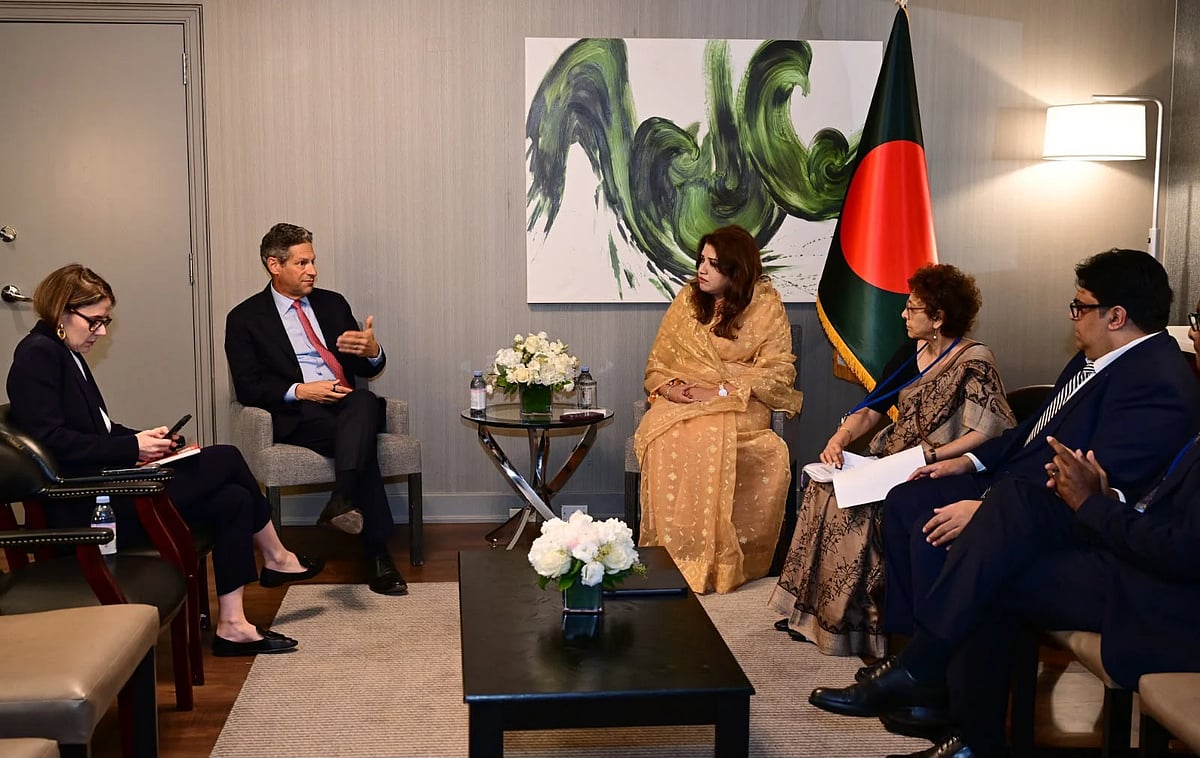 Bangladesh ICT minister extends invitation to Meta for regional office