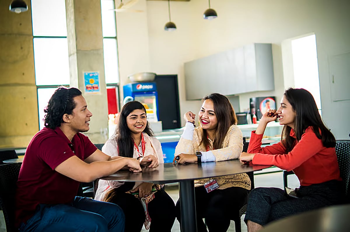 MBA and EMBA programmes gain traction among Bangladesh professionals