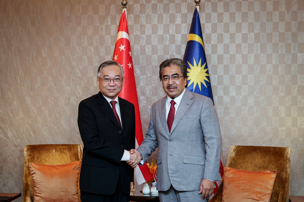 Malaysia dan Singapura perkukuh hubungan perniagaan untuk rangsang perdagangan Asean