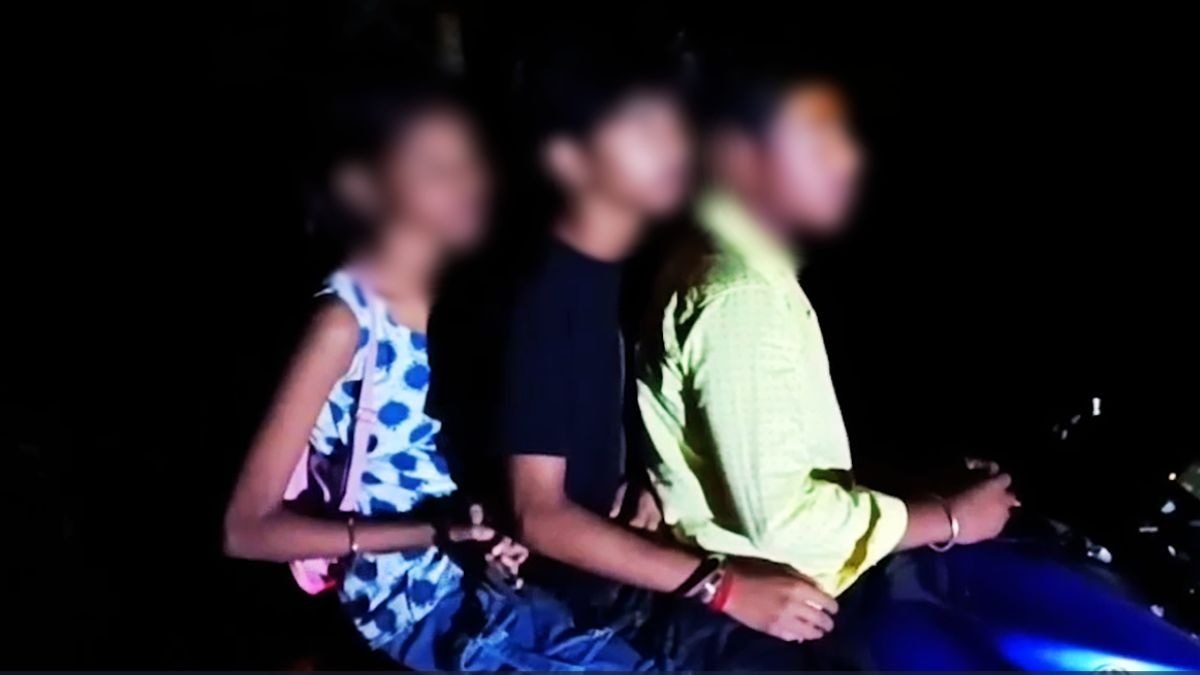 Police Make Youths Do Push-ups After Stopping Bike With Minor Girl