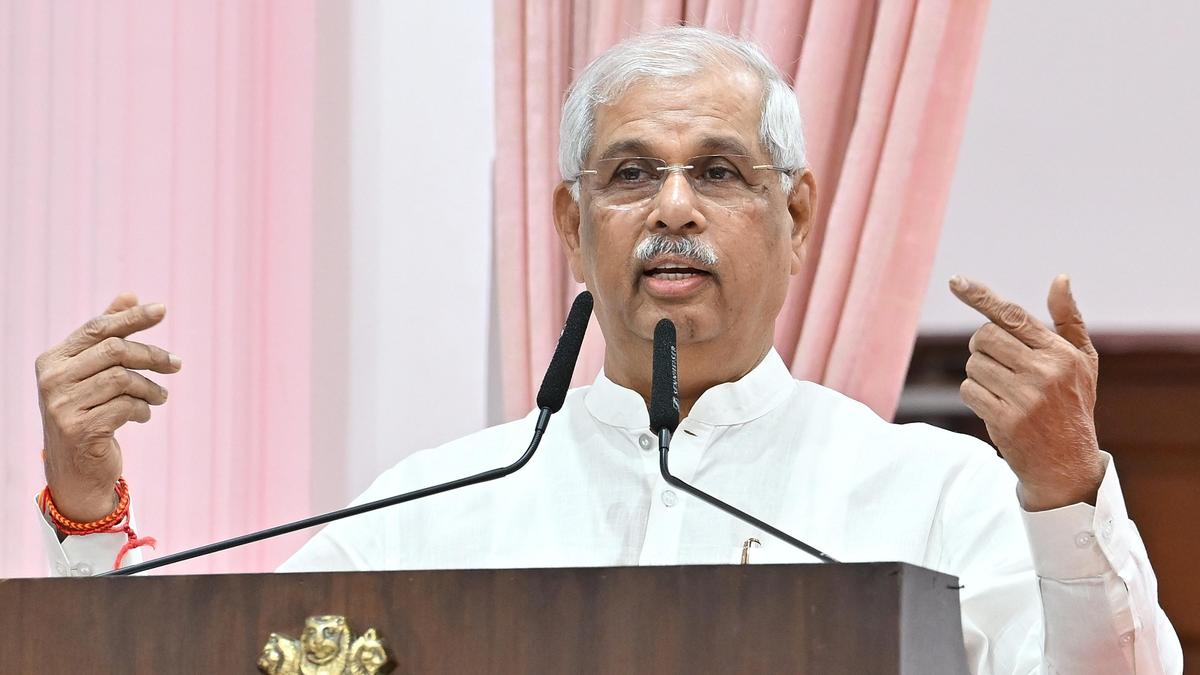 Vande Mataram performed twice at Kerala University sports event with dignitaries present