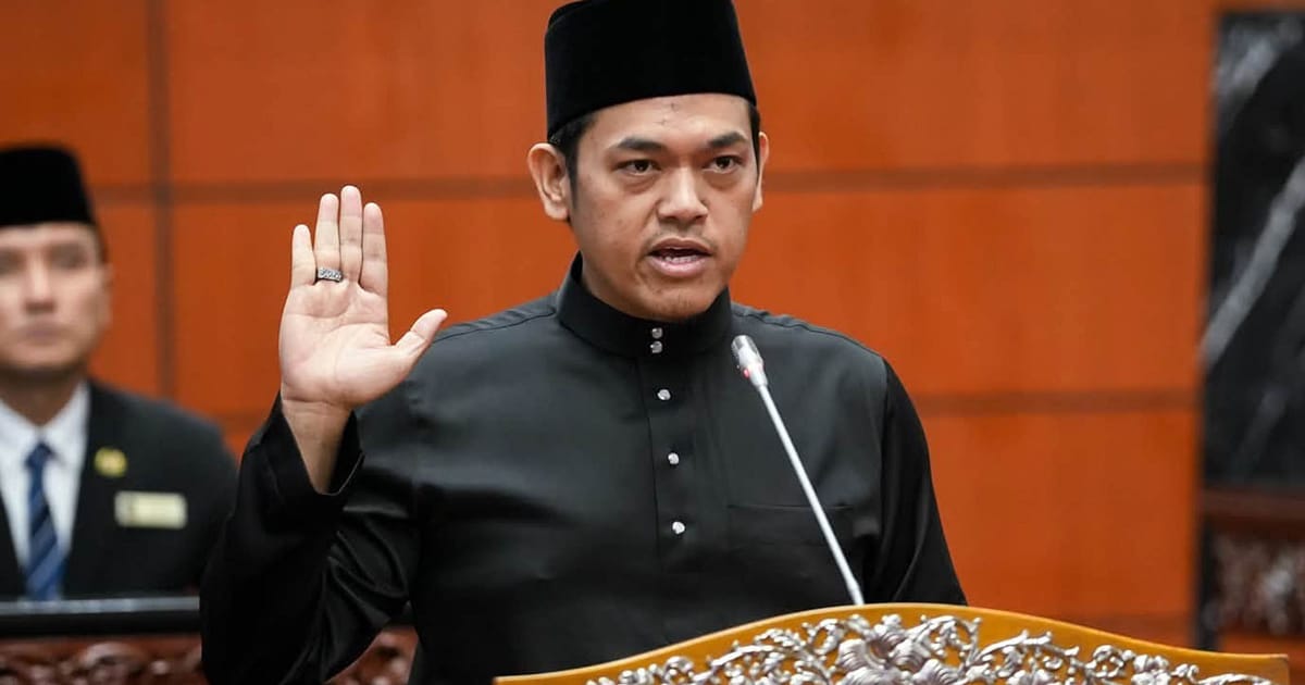 PKR Perak Chief Hairul Amir Takes Senate Oath