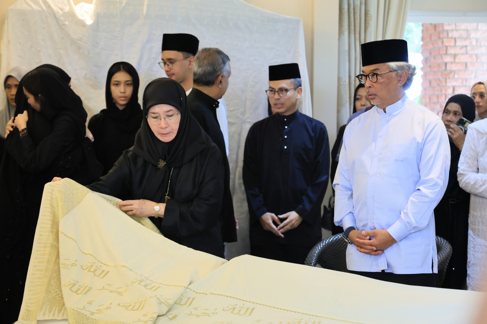 Dr Hasmah akan disemadikan di sebelah Endon di Makam Negara