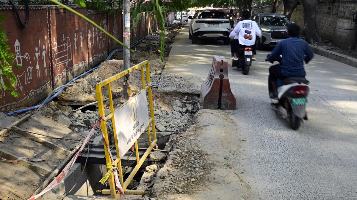 Bengaluru's Sanjaynagar Main Road nears completion as footpath concerns linger