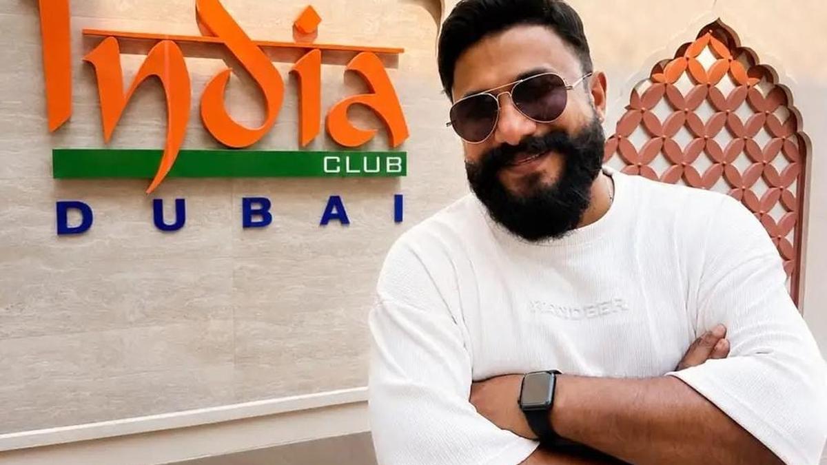 Mappilappattu singer Nisar Wayanad dies in Dubai at 44
