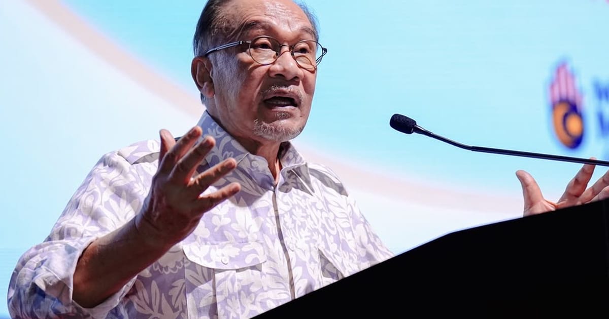 Malaysia's PM Signals Youth-Focused Spending in 2027 Budget
