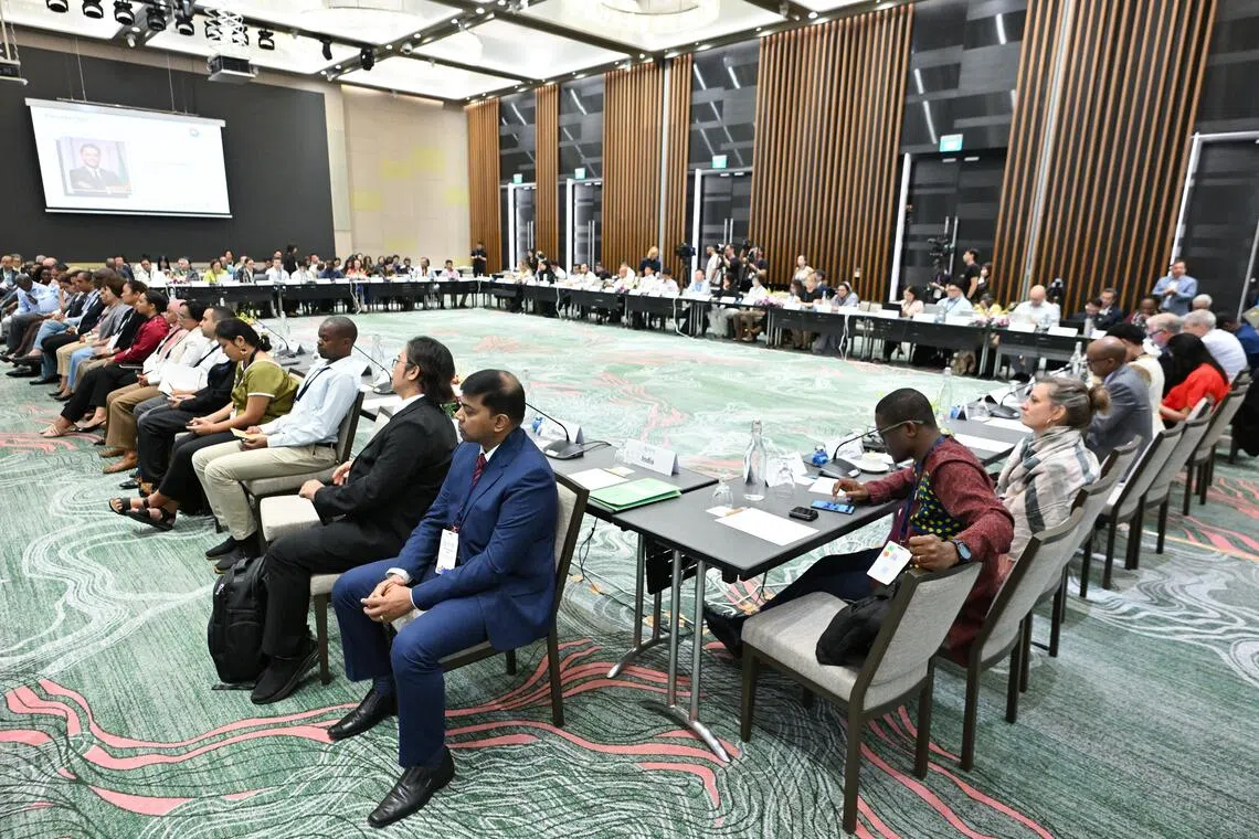 UN unveils global heat protection strategy at Singapore summit