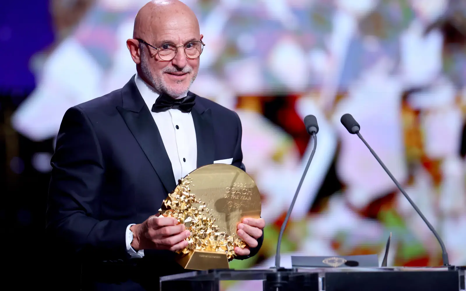 De la Fuente named men's Ballon d'Or coach of the year