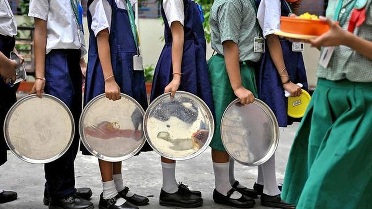 Teachers' body urges centralized kitchens for midday meal scheme