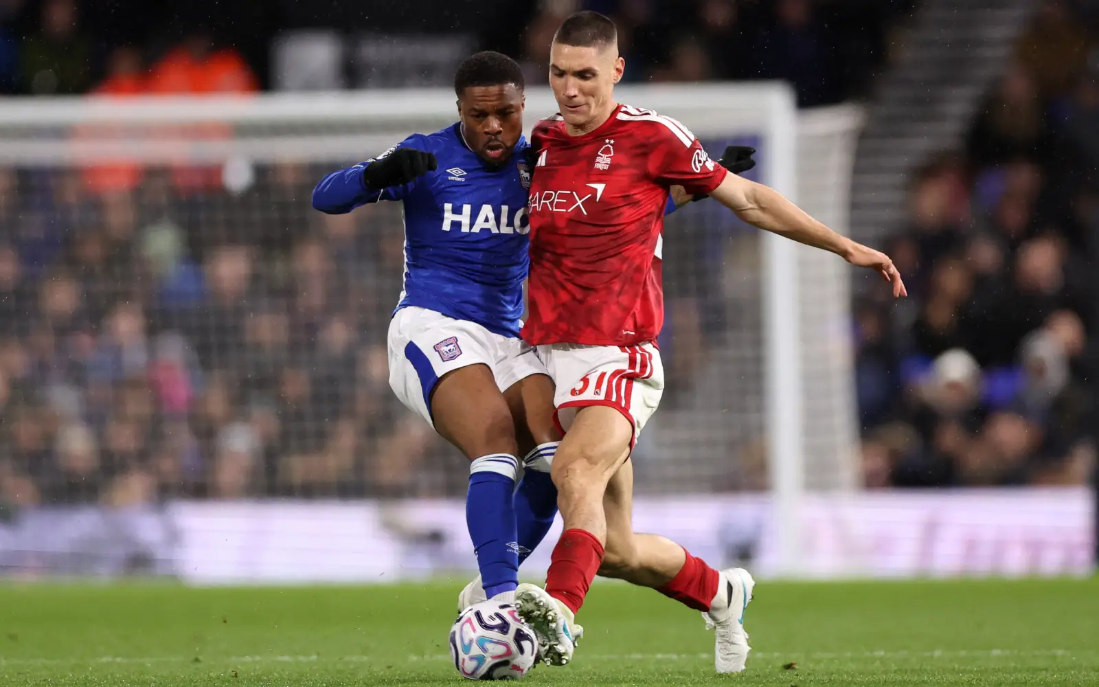 Nottingham Forest escapes relegation zone after drawing with Ipswich