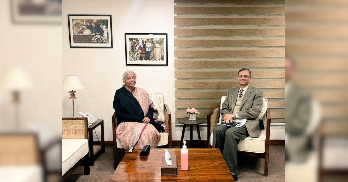 RBI गवर्नर मल्होत्रा ने वित्त मंत्री से की मुलाकात