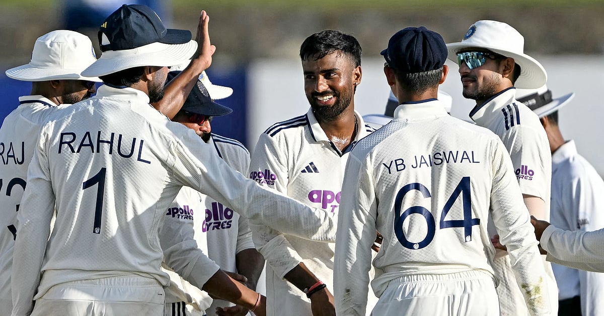 India poised for victory in opening Test against Sri Lanka
