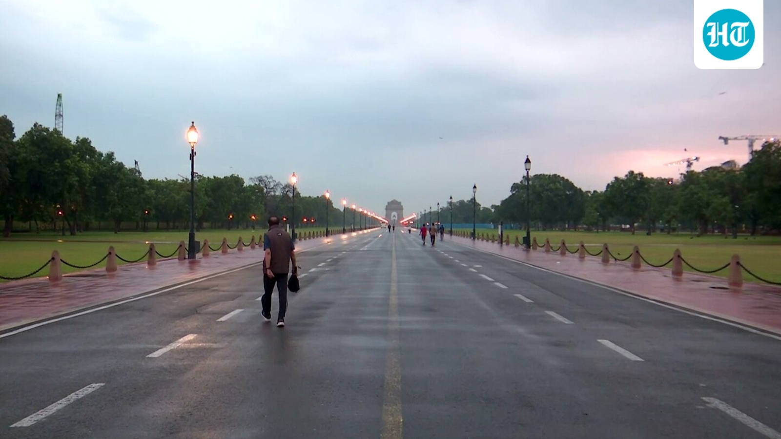 Delhi shivers through coldest October day in seven decades