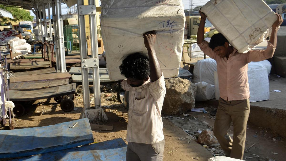 India's occupational safety framework for informal workers remains incomplete