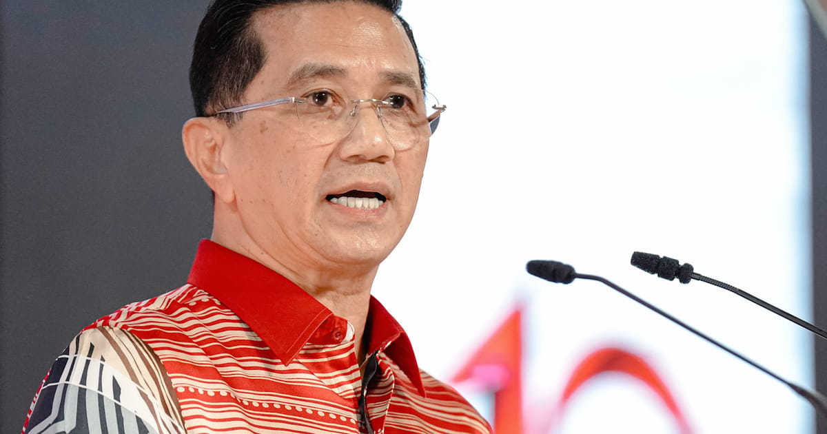 Bersatu Menerima Tawaran dari Pelbagai Pihak, Kata Azmin