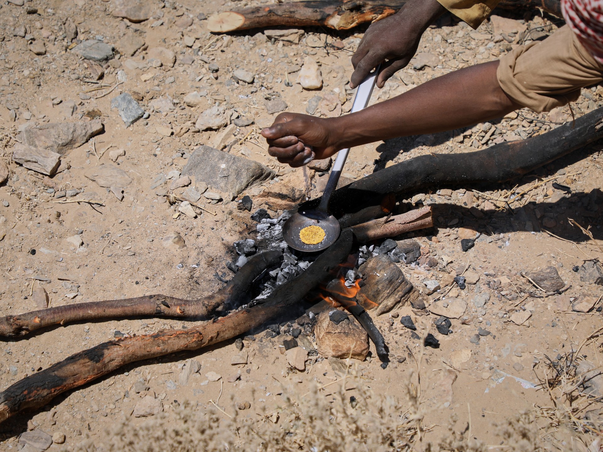Sudanese gold miners killed in air strikes amid border tensions