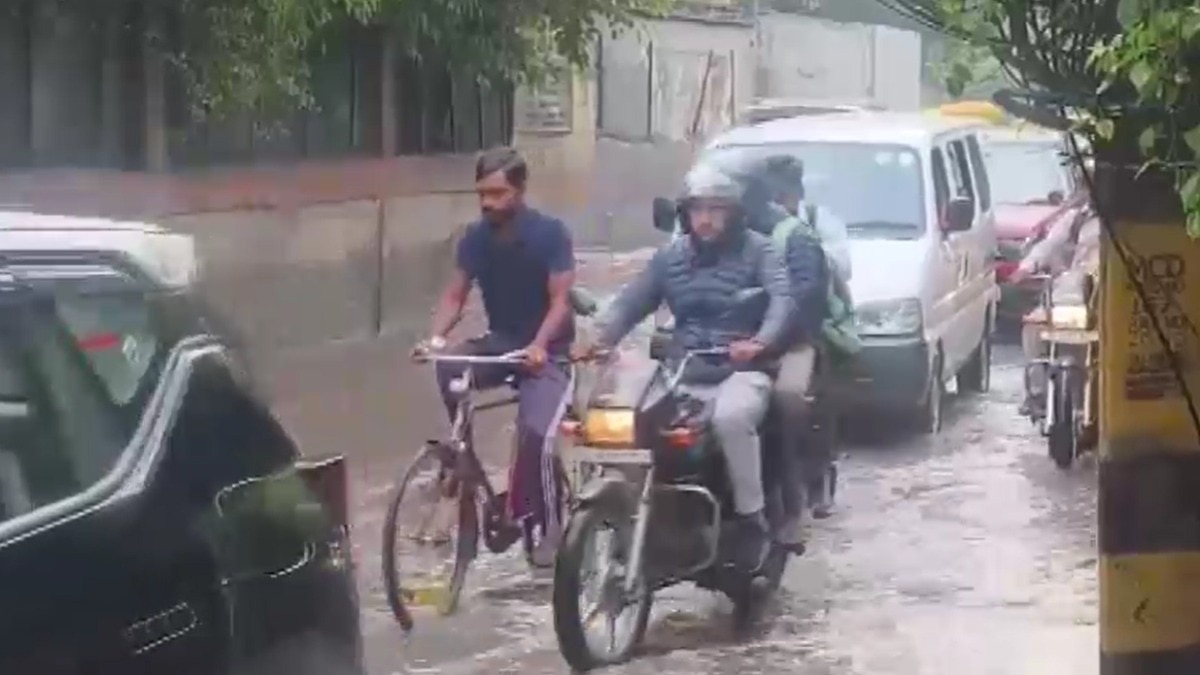 Delhi NCR traffic crawls as monsoon rains lash region