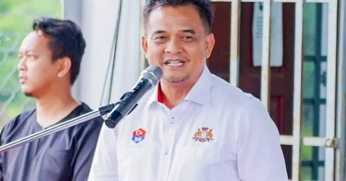 Zahari Sarip dilantik sebagai Speaker Dewan Undangan Negeri Johor