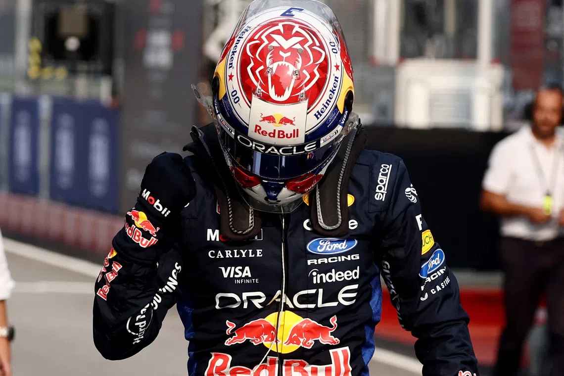 Verstappen takes maiden pole position of F1 season in Bahrain